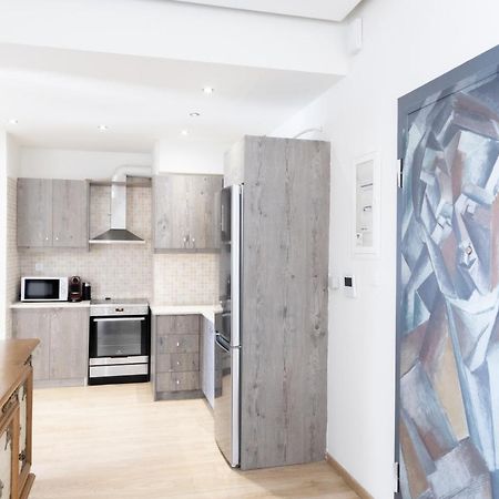 Modern Apt In Glyfada A Breath Away From The Sea - The View Athena Bagian luar foto