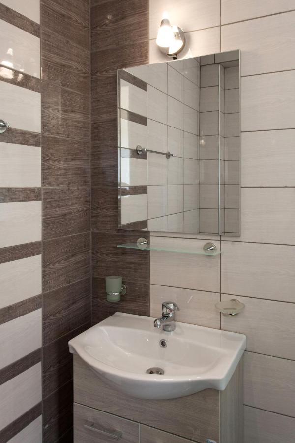 Modern Apt In Glyfada A Breath Away From The Sea - The View Athena Bagian luar foto