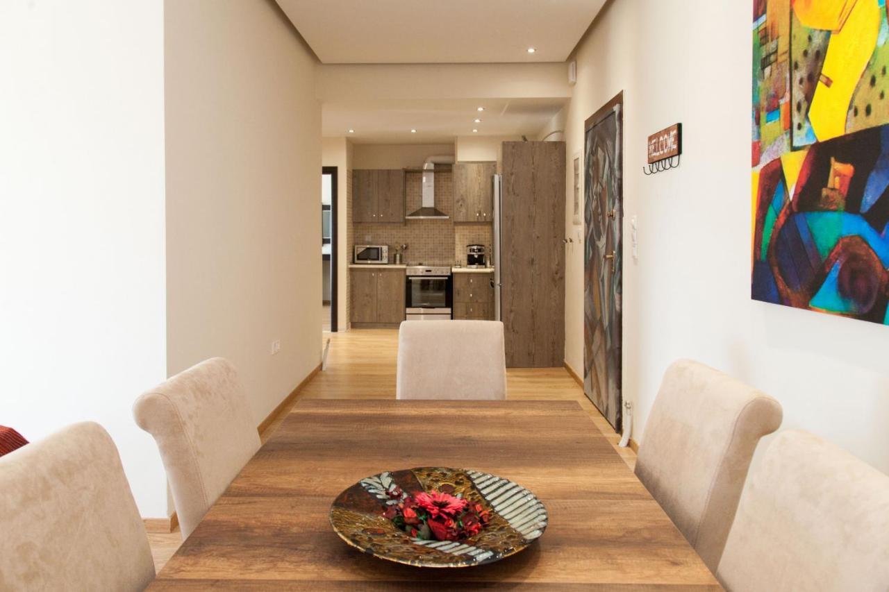 Modern Apt In Glyfada A Breath Away From The Sea - The View Athena Bagian luar foto