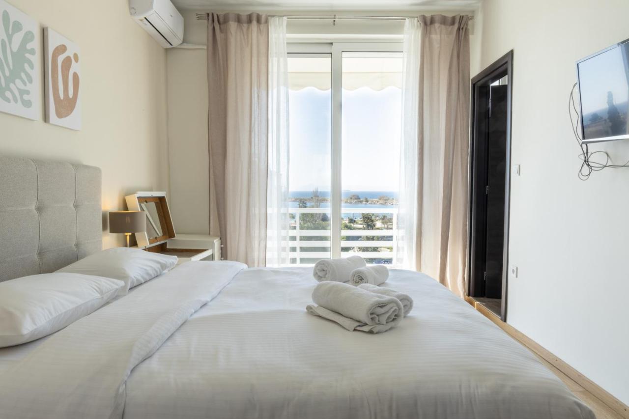 Modern Apt In Glyfada A Breath Away From The Sea - The View Apartment Athena Bagian luar foto