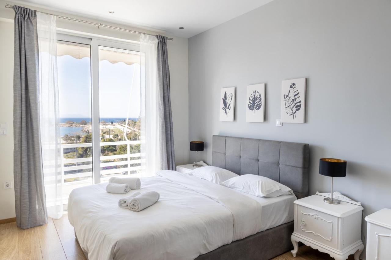 Modern Apt In Glyfada A Breath Away From The Sea - The View Apartment Athena Bagian luar foto